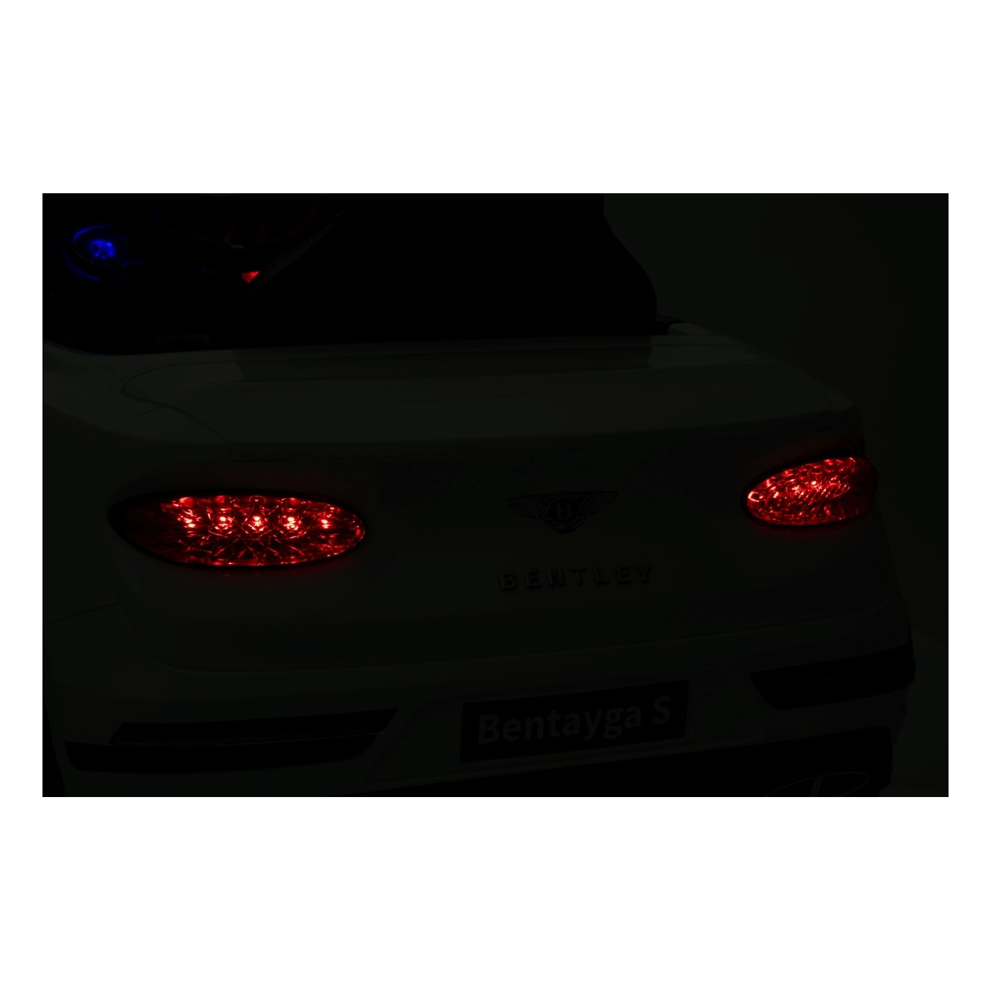 Bentley Bentayga S biele vozidlo