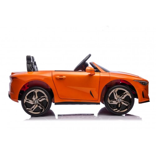 Vozidlo Bentley Batur Convertible v oranžovej farbe