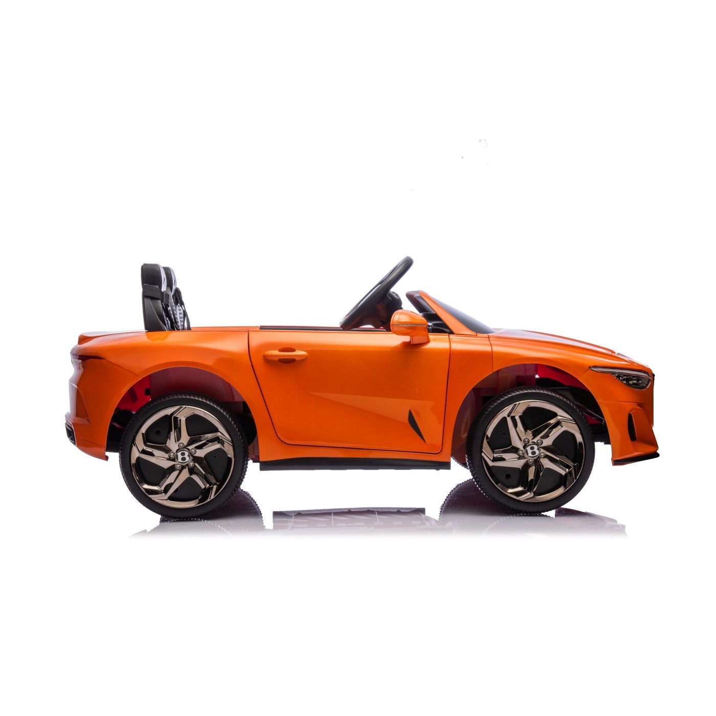 Vozidlo Bentley Batur Convertible v oranžovej farbe