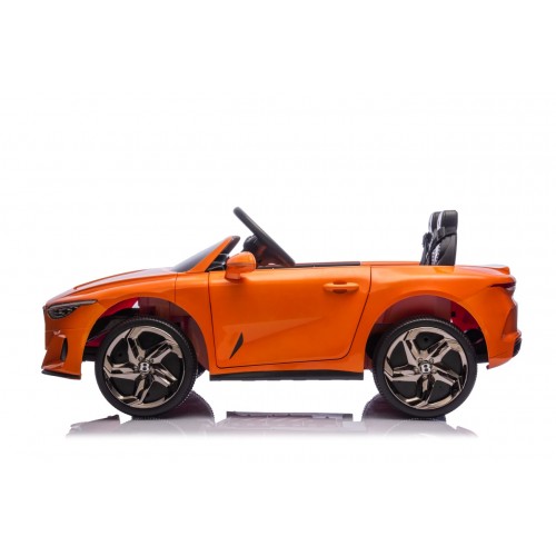 Vozidlo Bentley Batur Convertible v oranžovej farbe