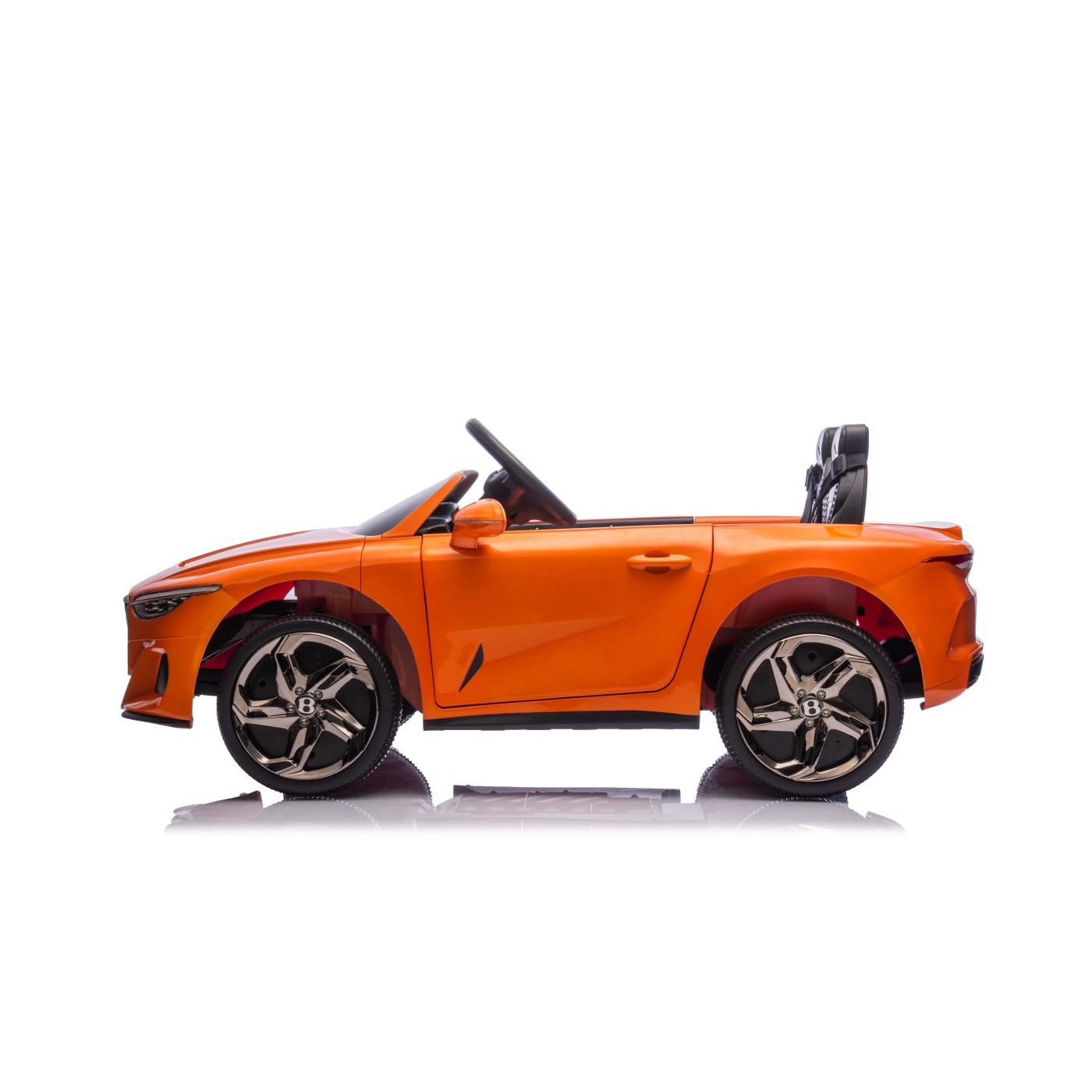 Vozidlo Bentley Batur Convertible v oranžovej farbe