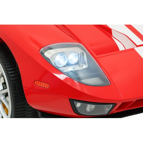Vozidlo Ford GT Červená