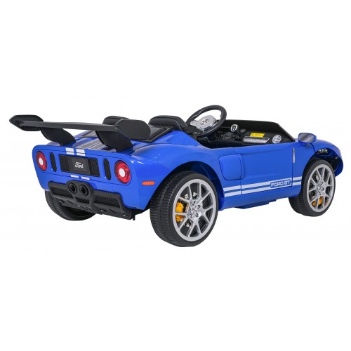 Modré vozidlo Ford GT