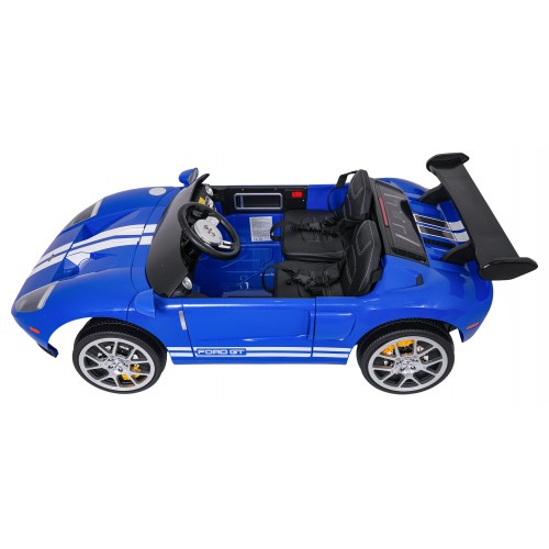 Modré vozidlo Ford GT