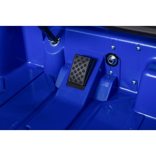 Modré vozidlo Ford GT