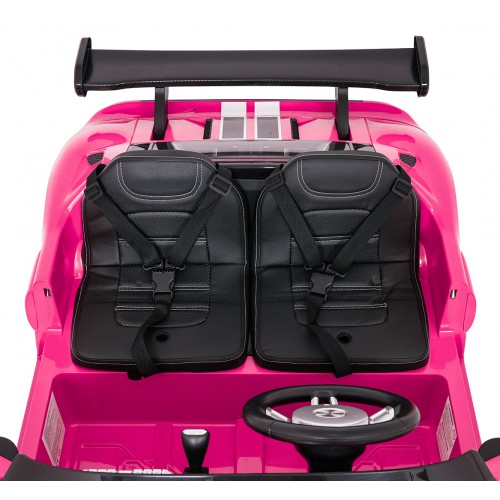 Ružové vozidlo Ford GT