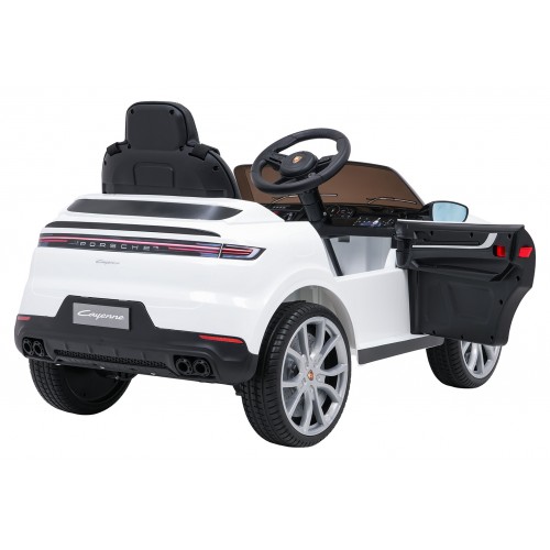 Vozidlo Porsche Cayenne White
