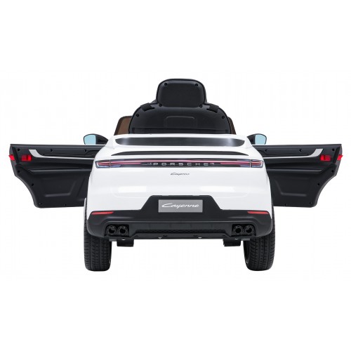 Vozidlo Porsche Cayenne White