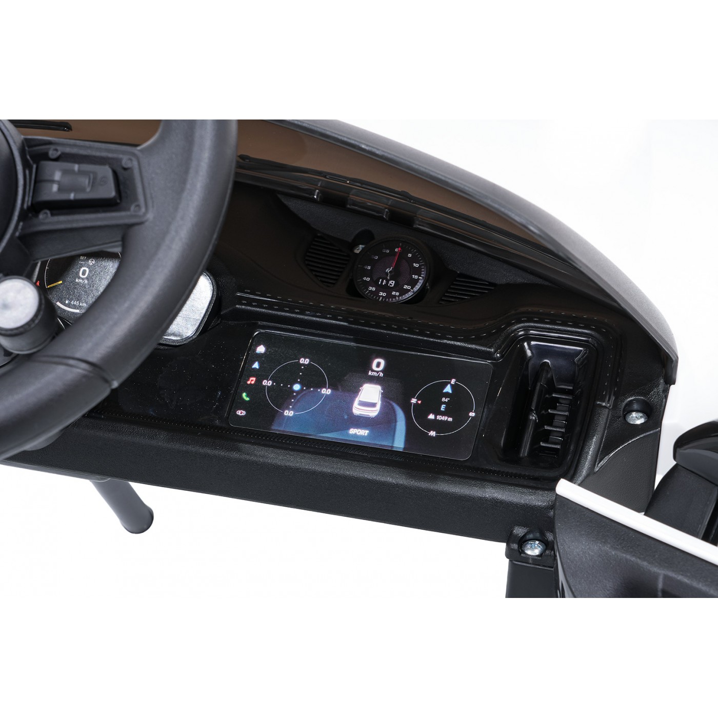 Vozidlo Porsche Cayenne White