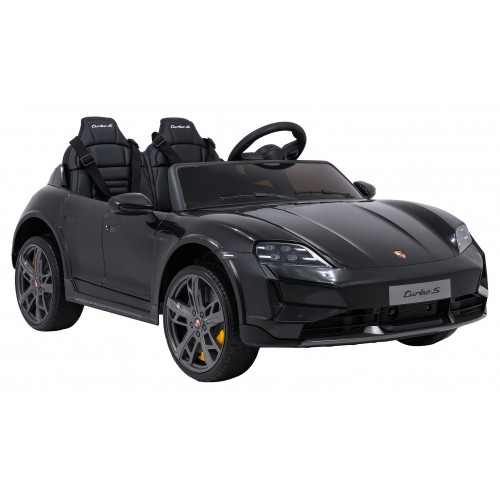 Vozidlo Porsche Taycan Turbo S Black