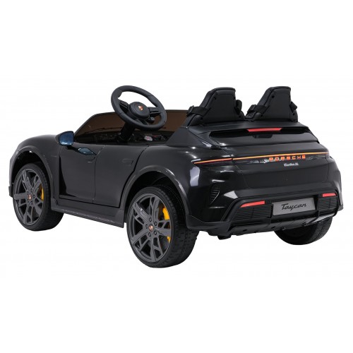 Vozidlo Porsche Taycan Turbo S Black