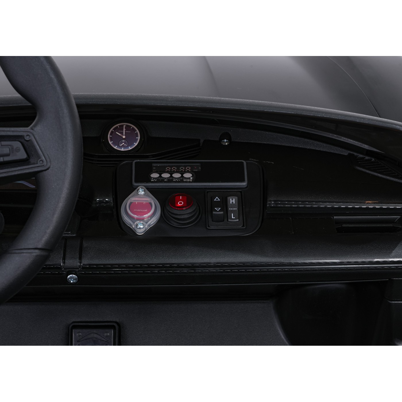 Vozidlo Porsche Taycan Turbo S Black