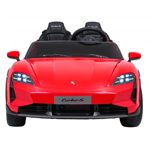 Vozidlo Porsche Taycan Turbo S Red