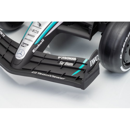 Vozidlo AMG PETRONAS F1 Čierne pretekárske auto