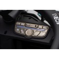 Vozidlo AMG PETRONAS F1 Čierne pretekárske auto