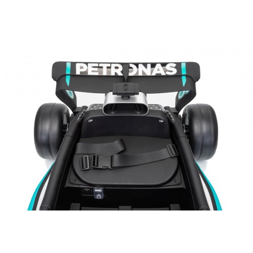 Vozidlo AMG PETRONAS F1 Čierne pretekárske auto