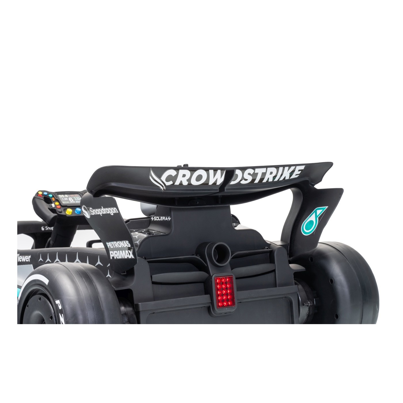 Vozidlo AMG PETRONAS F1 Čierne pretekárske auto