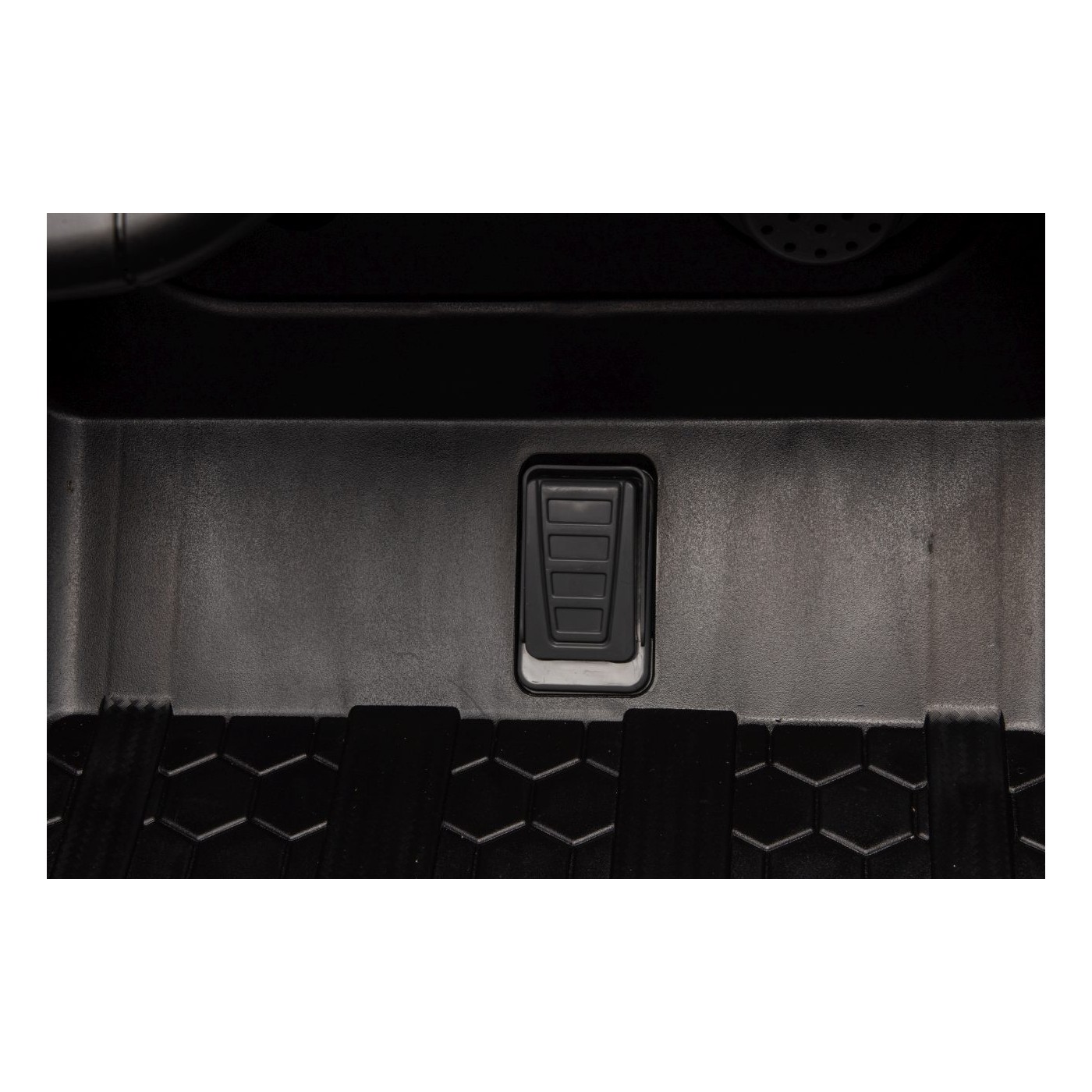 Bugina OBSERVER 4x4 čierna