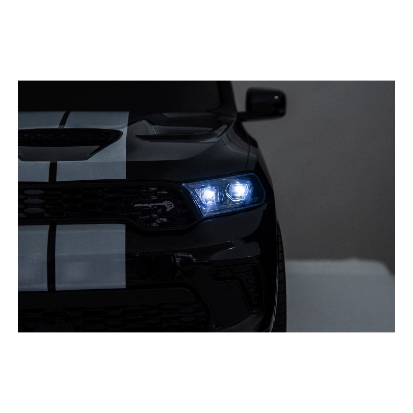 Vozidlo Dodge Durango Black