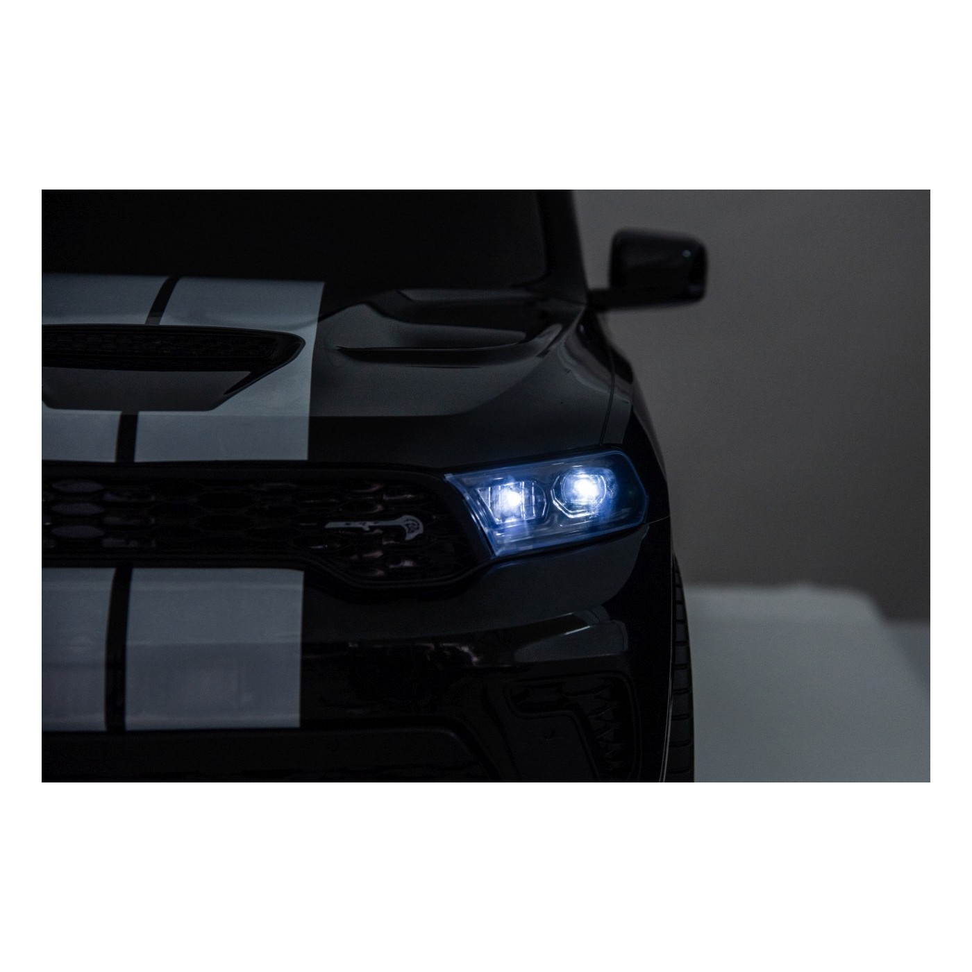 Vozidlo Dodge Durango Black
