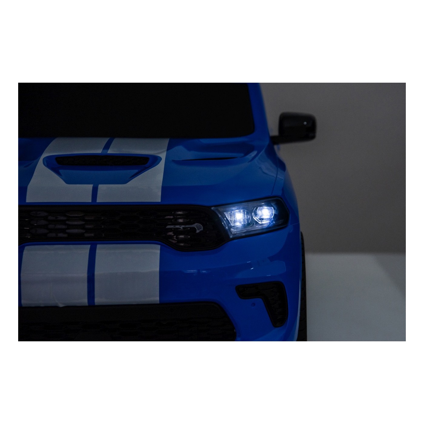 Vozidlo Dodge Durango Blue