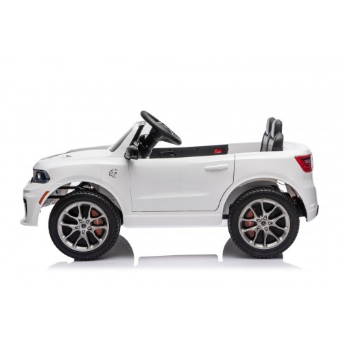 Vozidlo Dodge Durango Biela