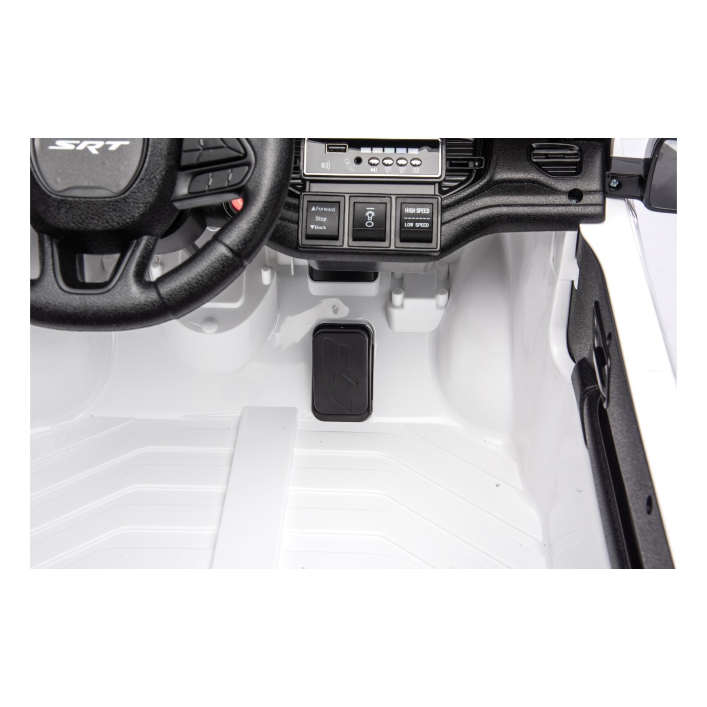 Vozidlo Dodge Durango Biela