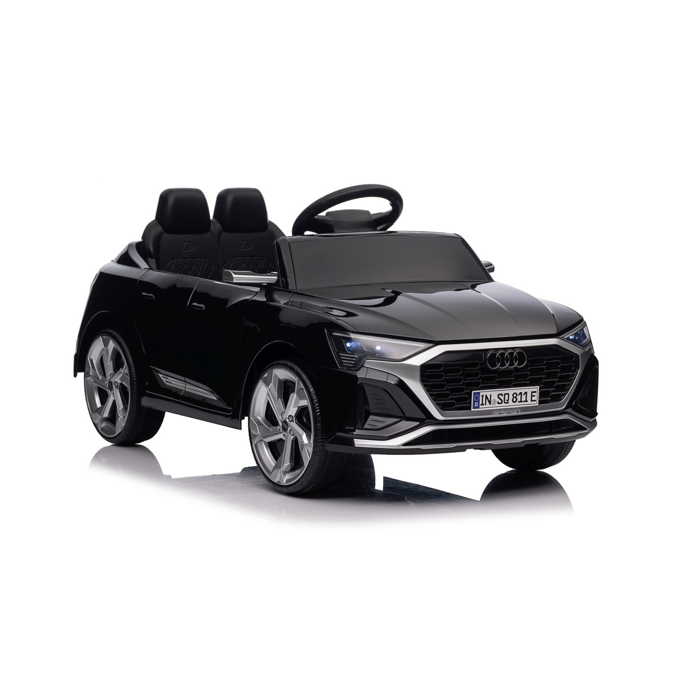 Čierne vozidlo Audi SQ8