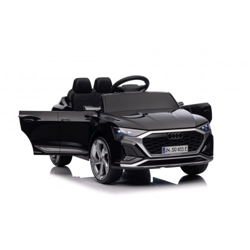 Čierne vozidlo Audi SQ8