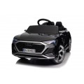 Čierne vozidlo Audi SQ8