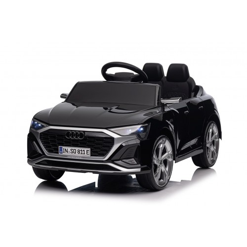 Čierne vozidlo Audi SQ8
