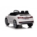 Audi SQ8 biele vozidlo