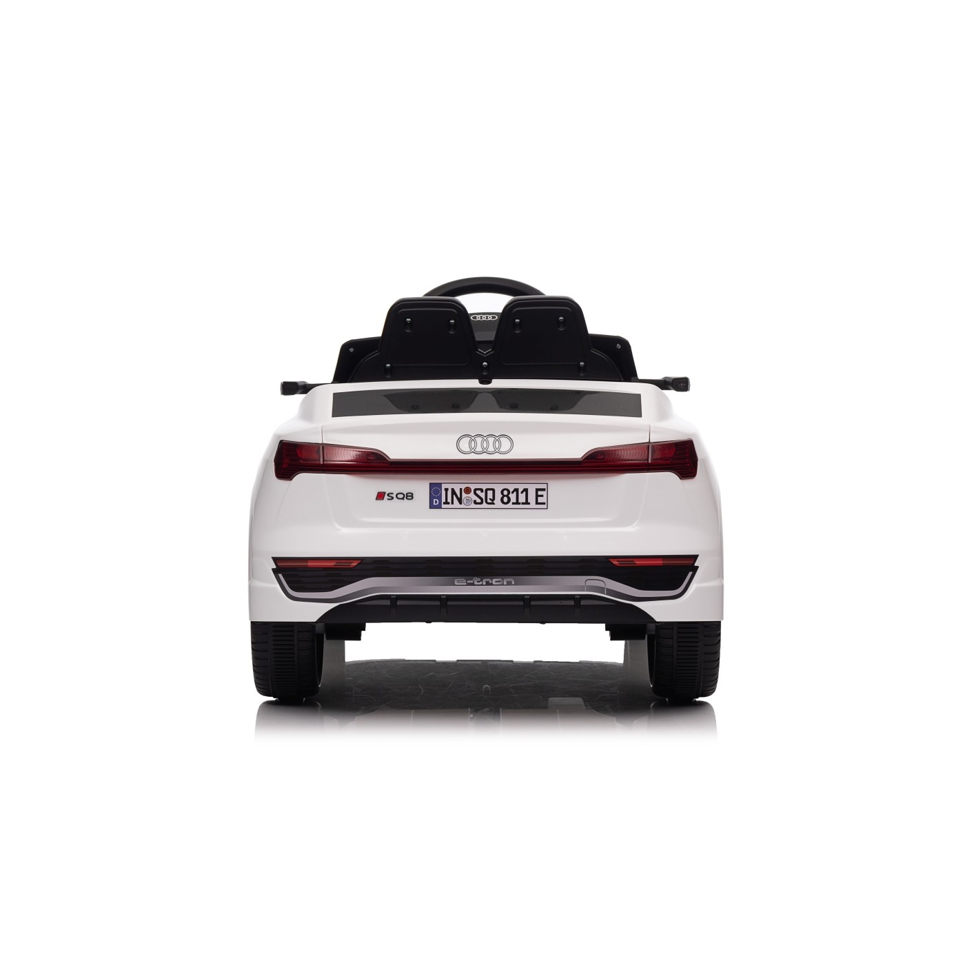 Audi SQ8 biele vozidlo