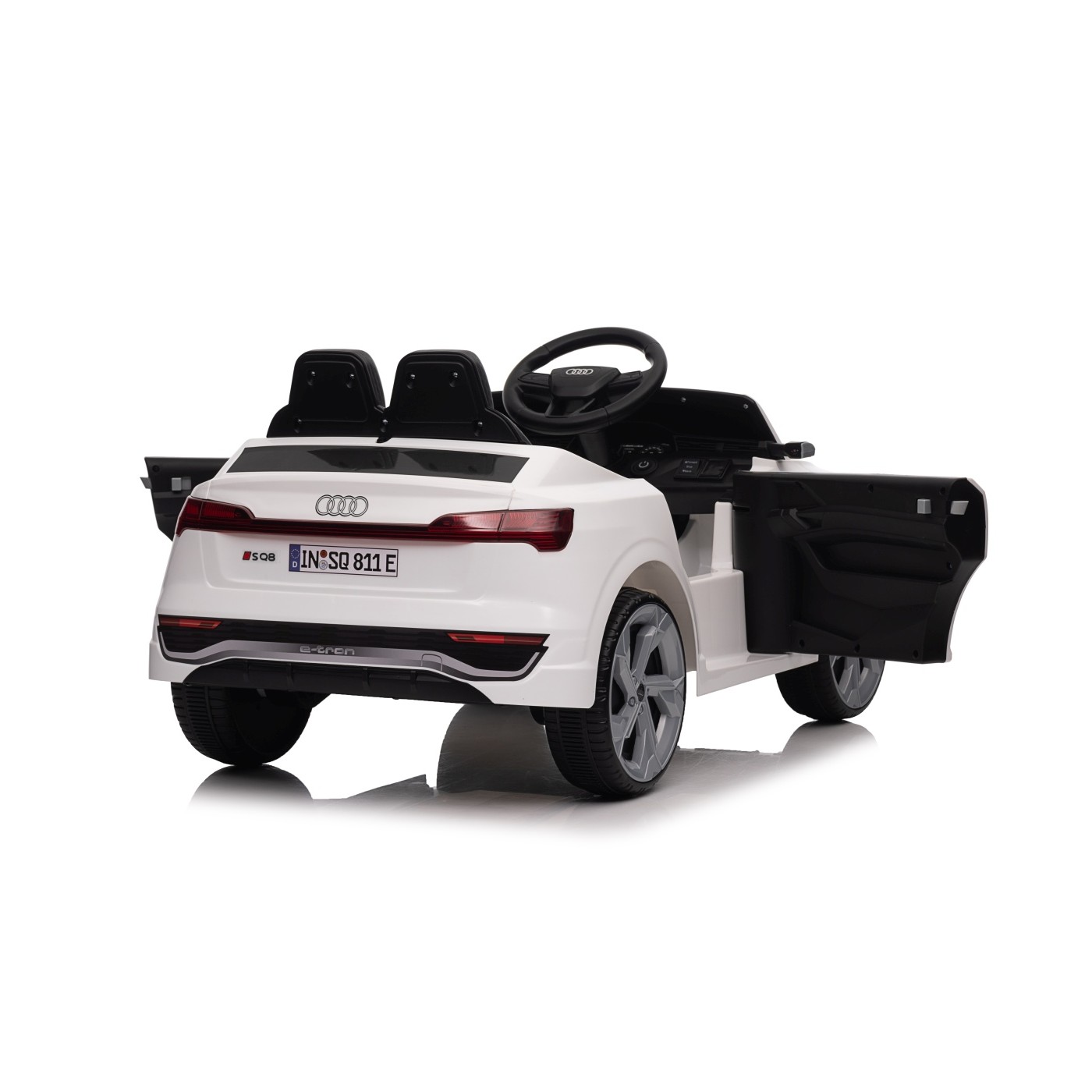 Audi SQ8 biele vozidlo