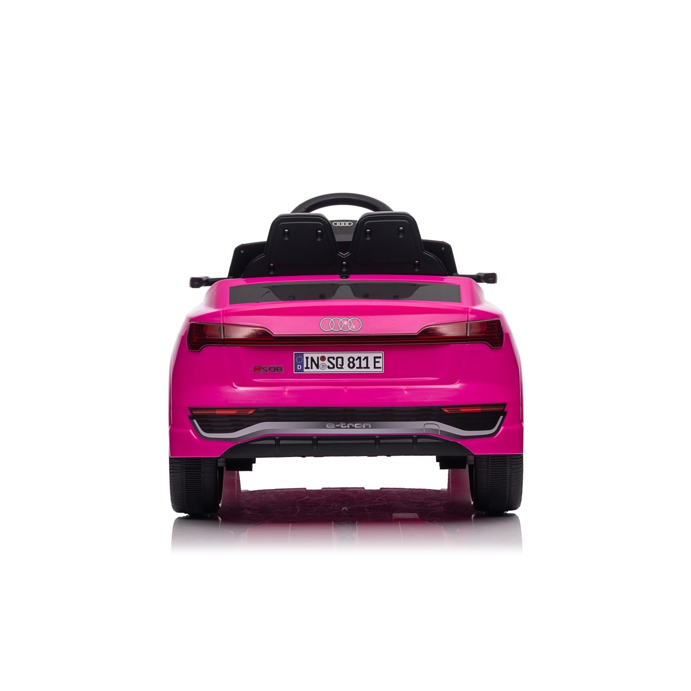 Ružové vozidlo Audi SQ8