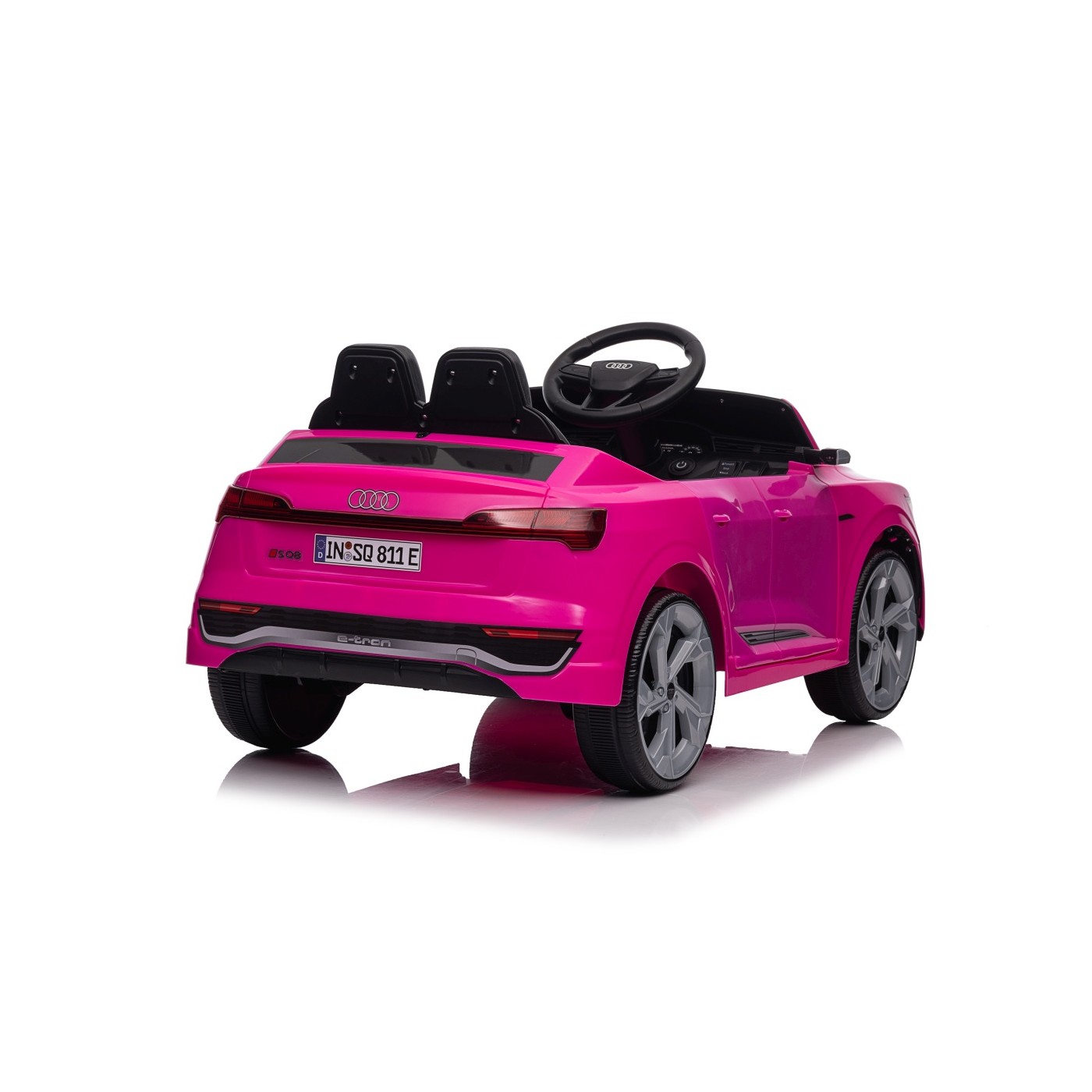 Ružové vozidlo Audi SQ8