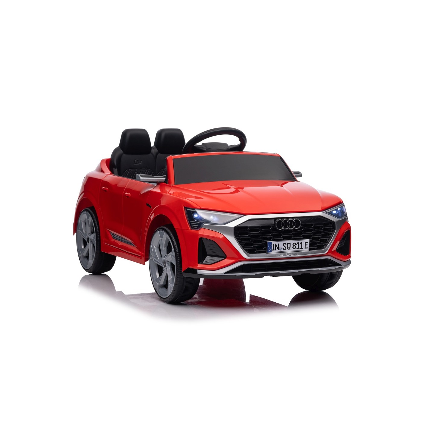 Audi SQ8 Červené vozidlo
