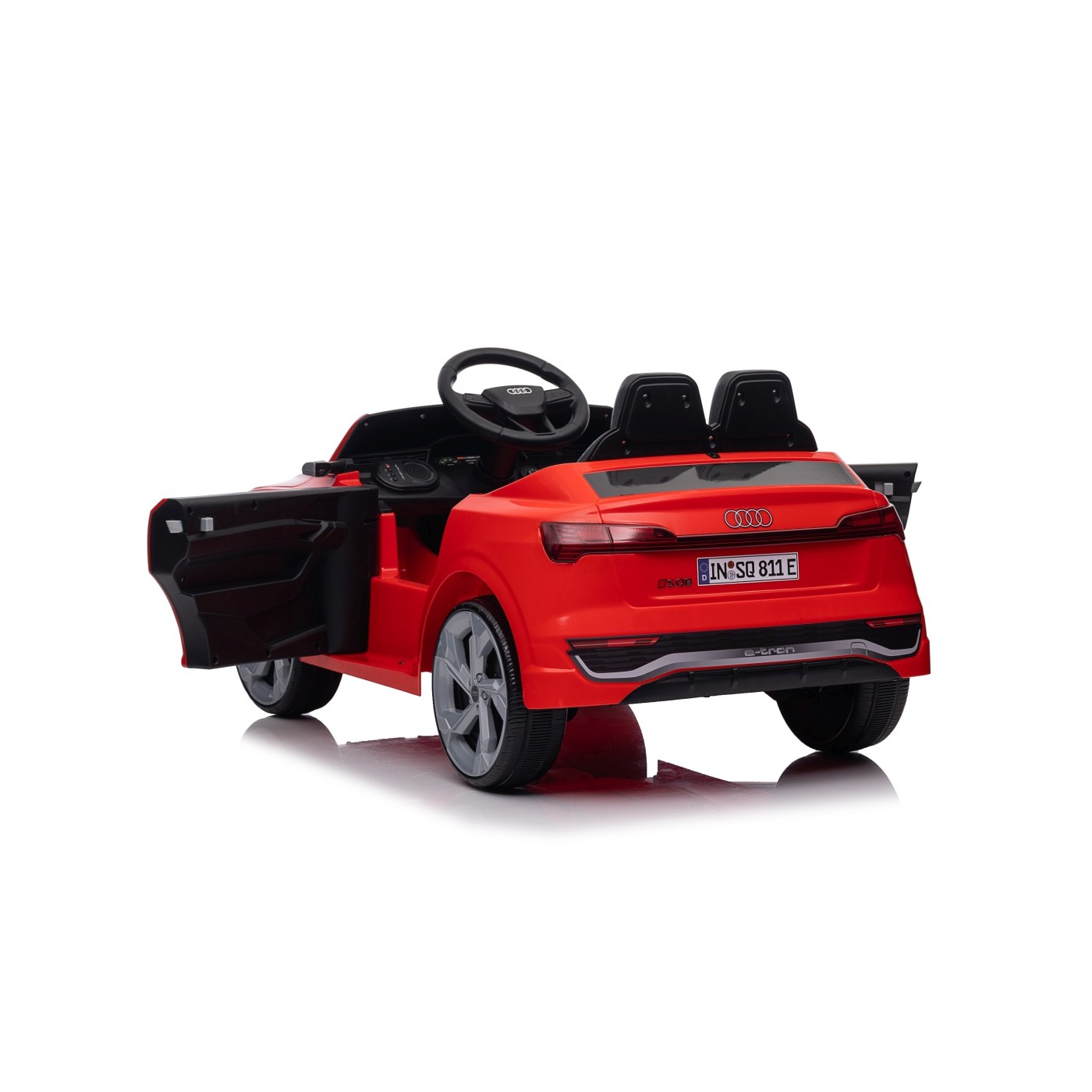 Audi SQ8 Červené vozidlo