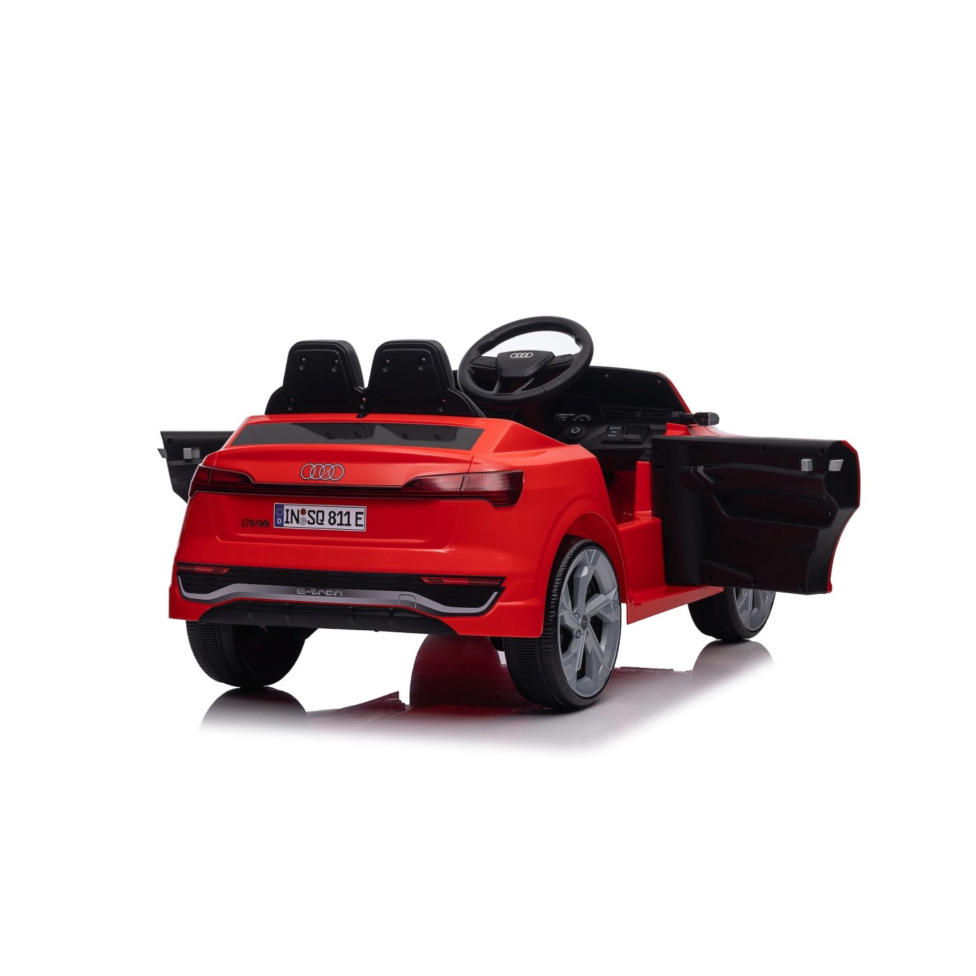 Audi SQ8 Červené vozidlo