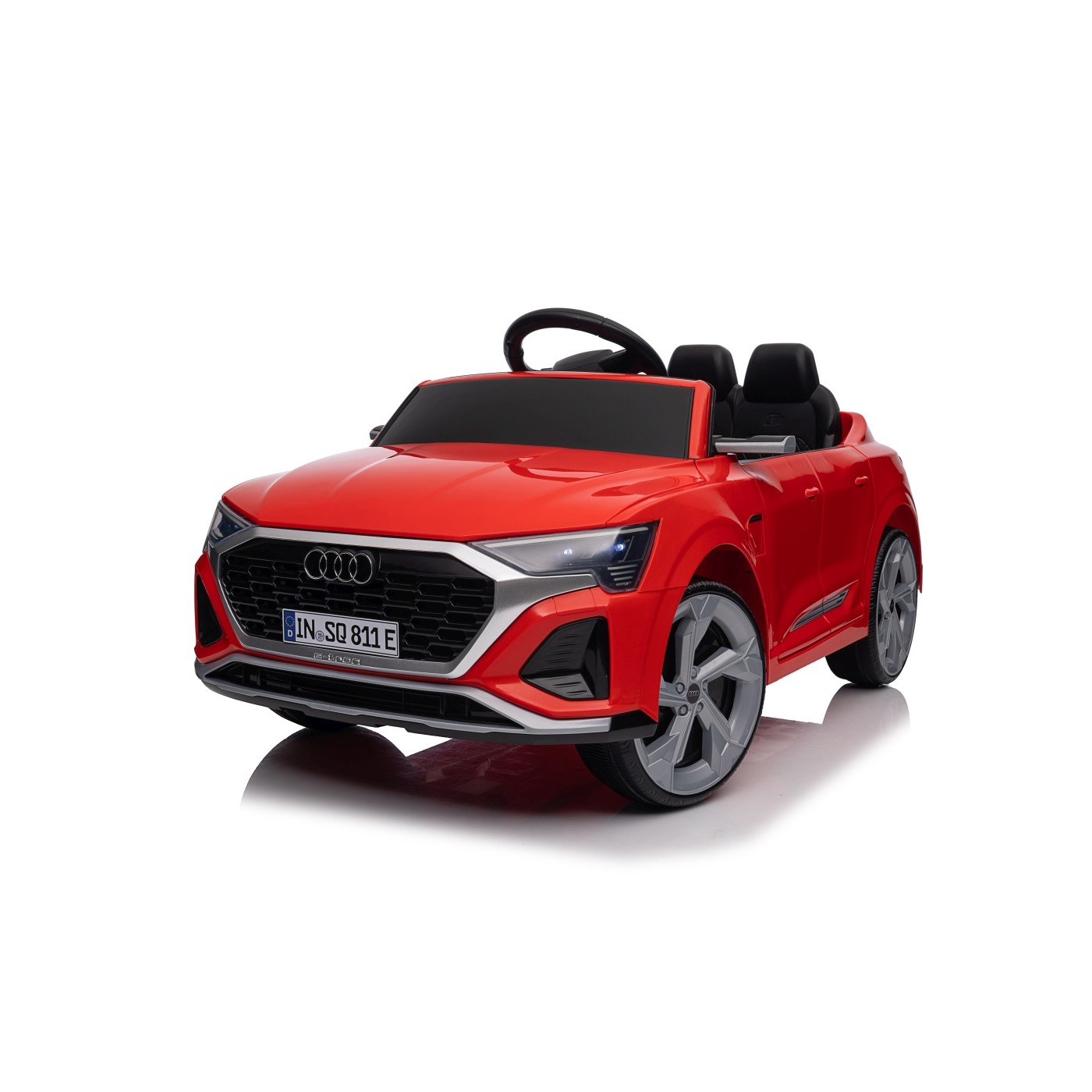 Audi SQ8 Červené vozidlo
