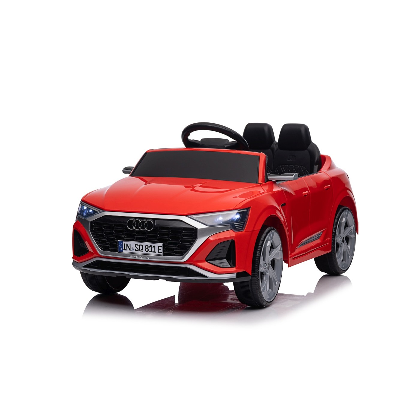 Audi SQ8 Červené vozidlo