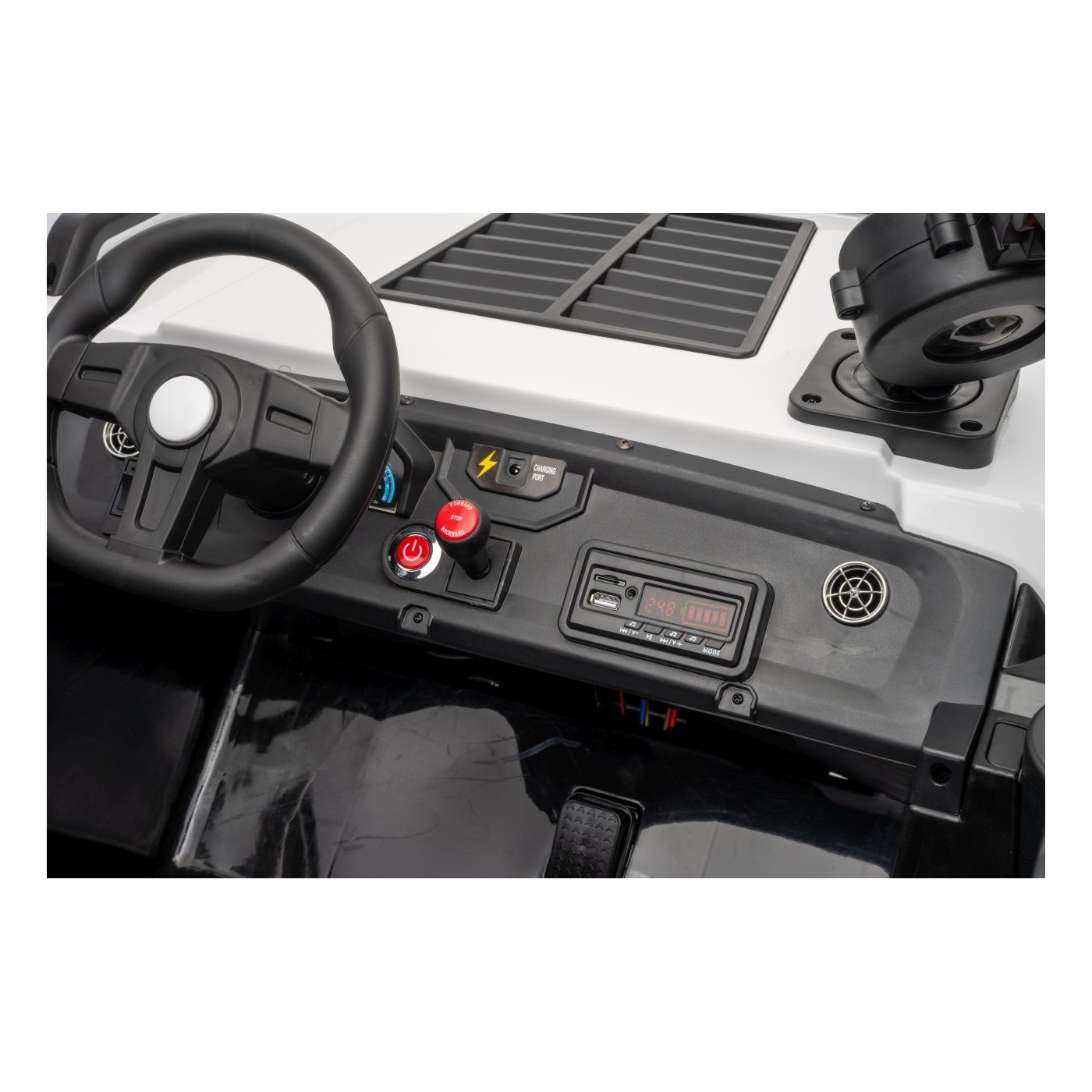 Kočík PROSPECTOR 4x4 STRONG biely