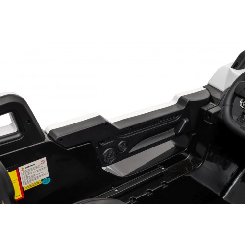 Kočík PROSPECTOR 4x4 STRONG biely