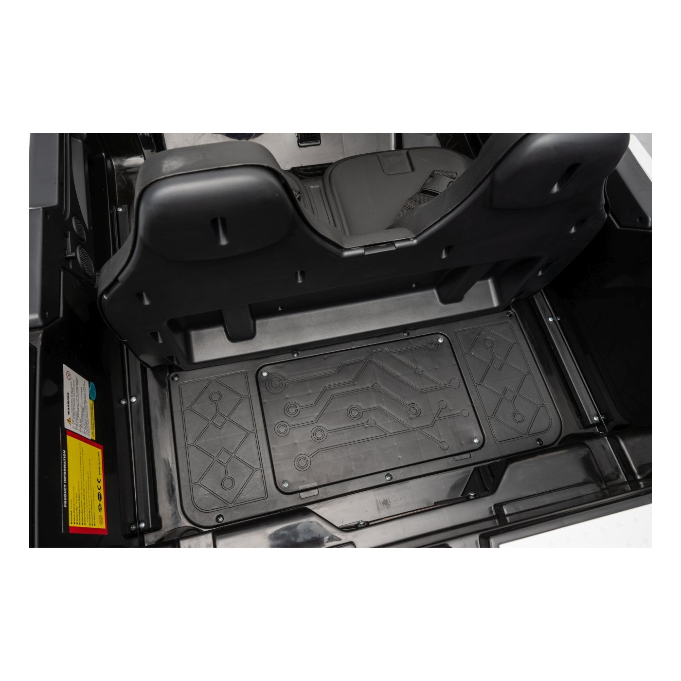 Kočík PROSPECTOR 4x4 STRONG biely