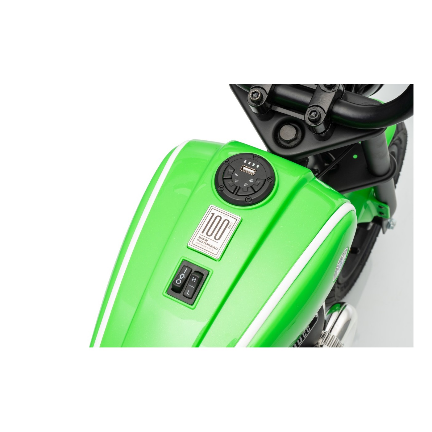 Motor vozidla BMW R18 zelený