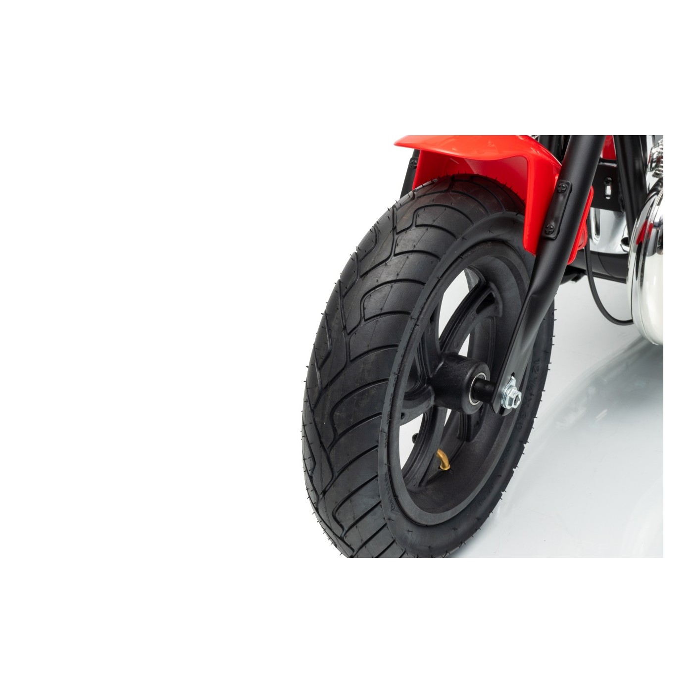 Motor vozidla BMW R18 Červená