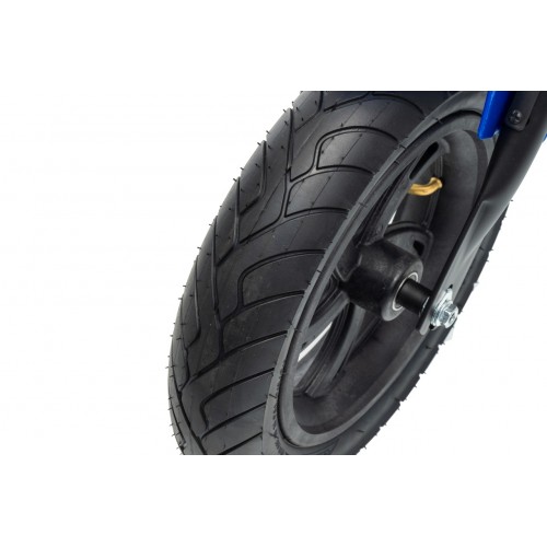 Motor vozidla BMW R18 modrý