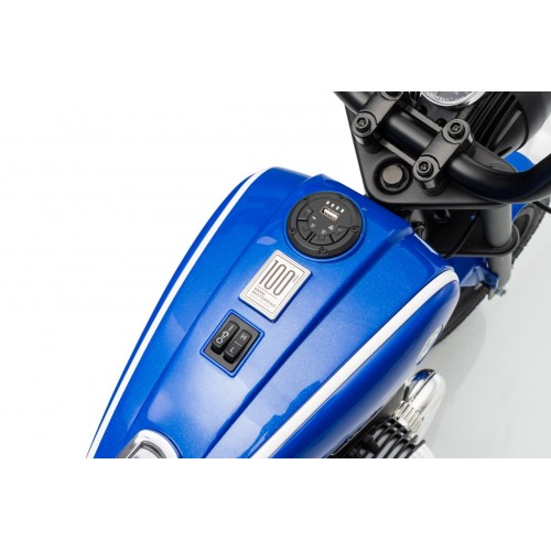 Motor vozidla BMW R18 modrý