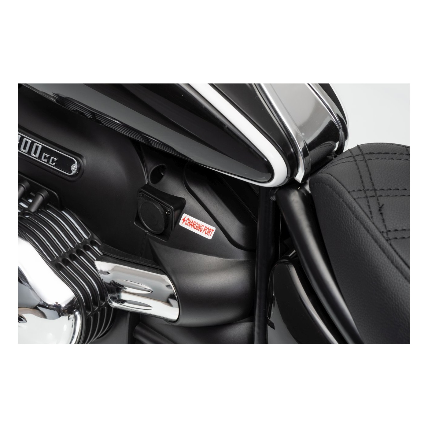 Motor vozidla BMW R18 Čierna