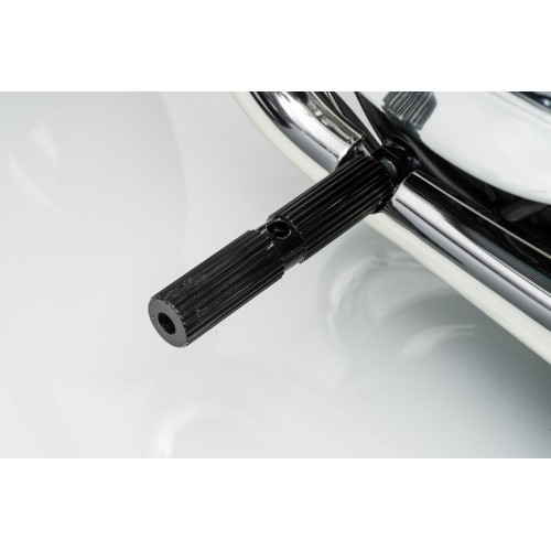 Motor vozidla BMW R18 Čierna